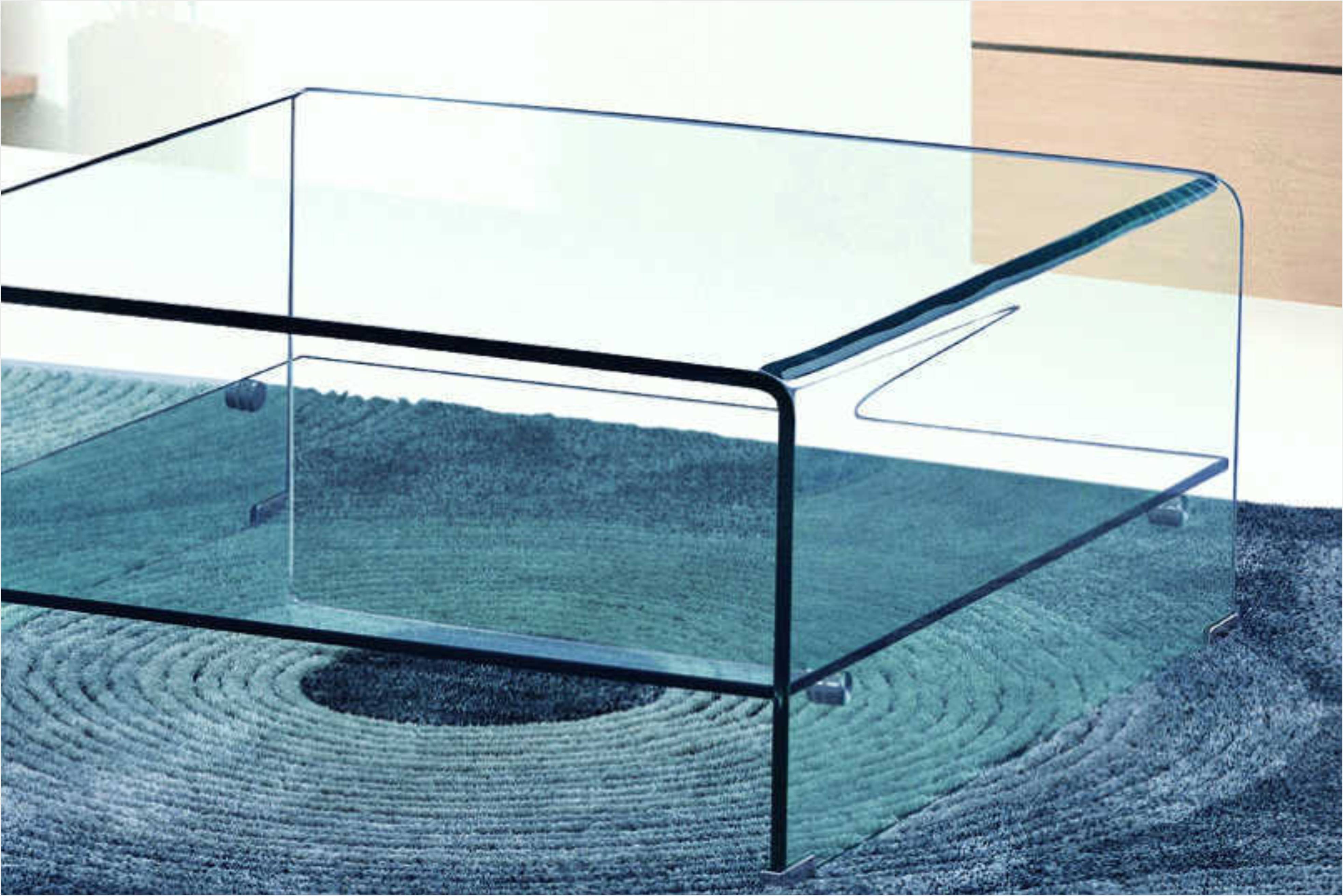 Гибка толстого платика, изготовление предметов интерьера. Изделия из толстого акрила на заказ.