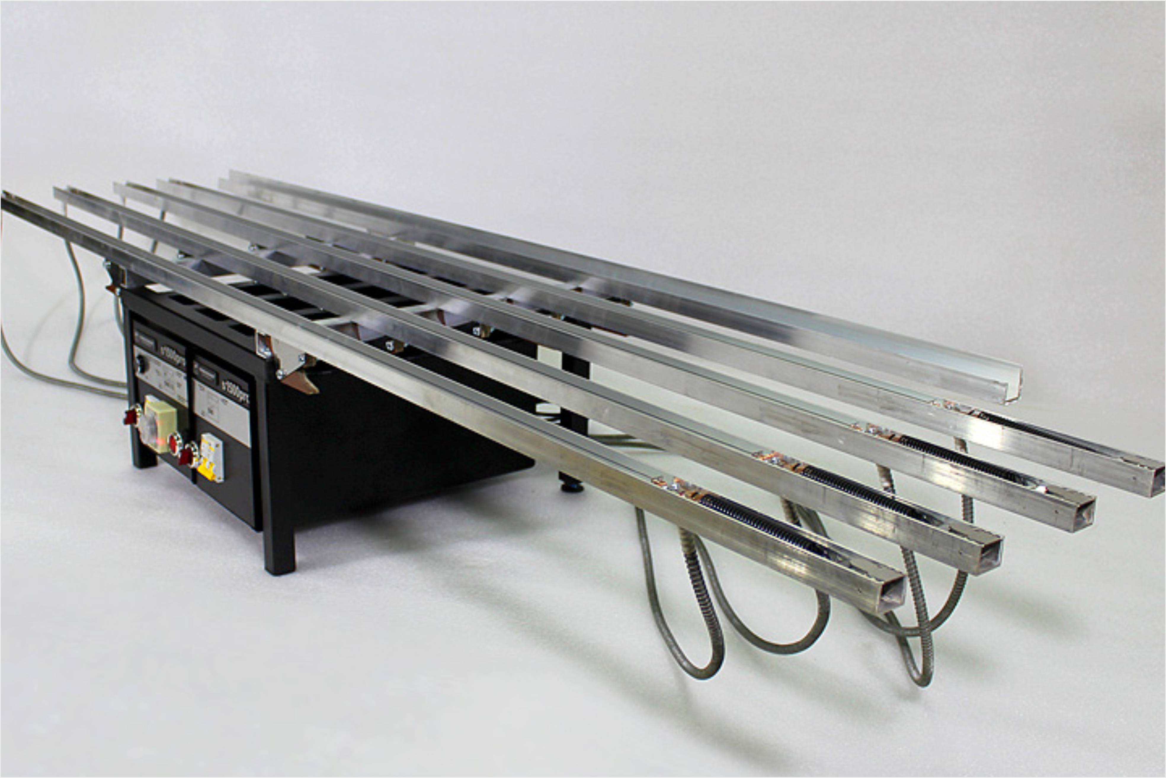 Станок для гибки пластика полутора метровой длинны 1,5м. Купить или заказать терморезку в Москве.